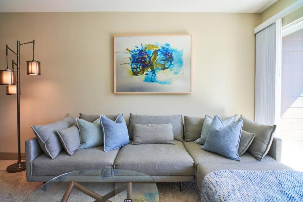 Exclusive In The Heart Of Marina Del Rey
